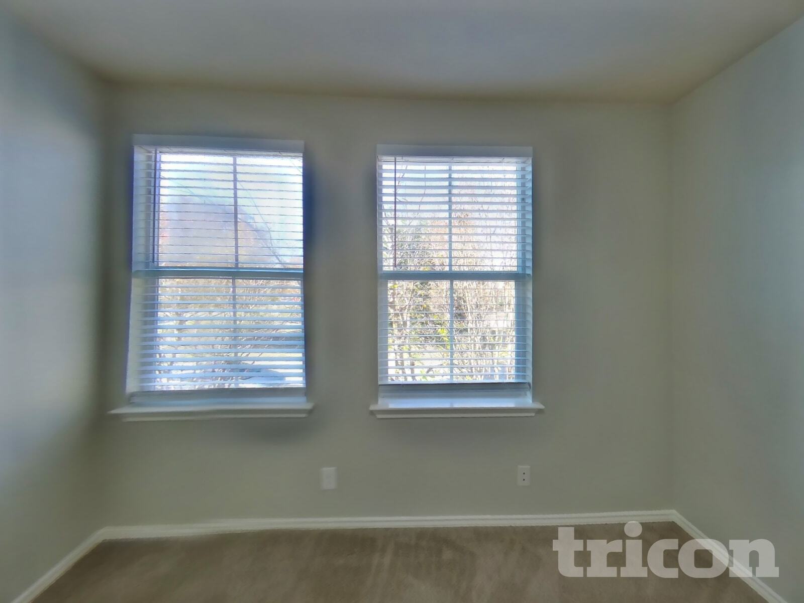 Building Photo - 18521 Mammoth Cave Blvd