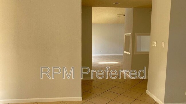 Building Photo - 11231 Glenforest Dr