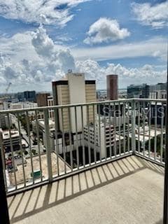 Building Photo - 777 N Ashley Dr