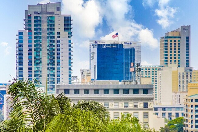 Building Photo - Skyline Views & Sophisticated Corner Living at Aria in Cortez Hill