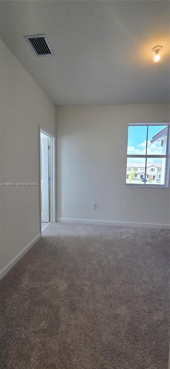 Building Photo - 2729 SE 26th Rd