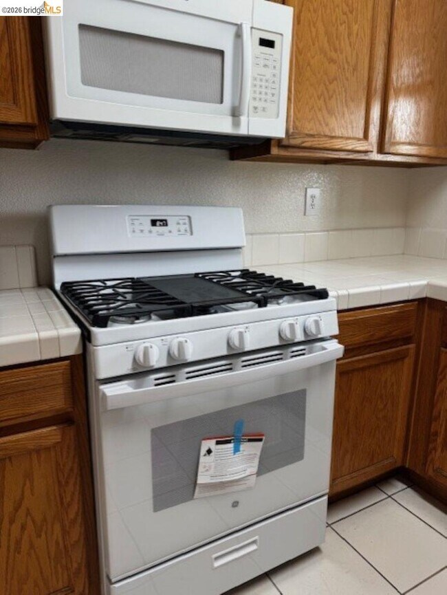 Building Photo - 8224 Shay Cir