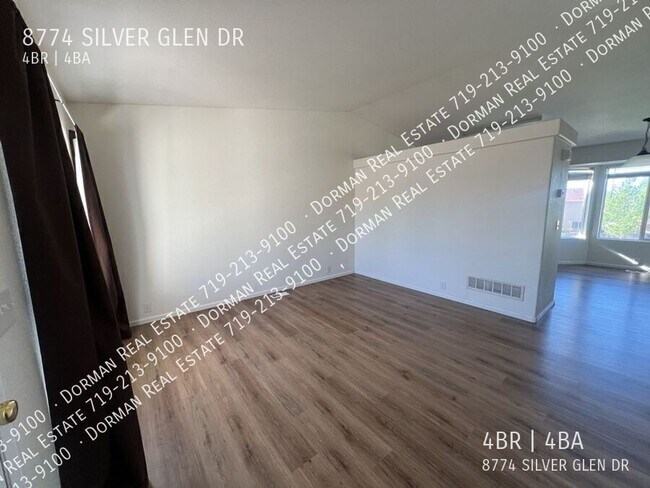 Building Photo - 8774 Silver Glen Dr