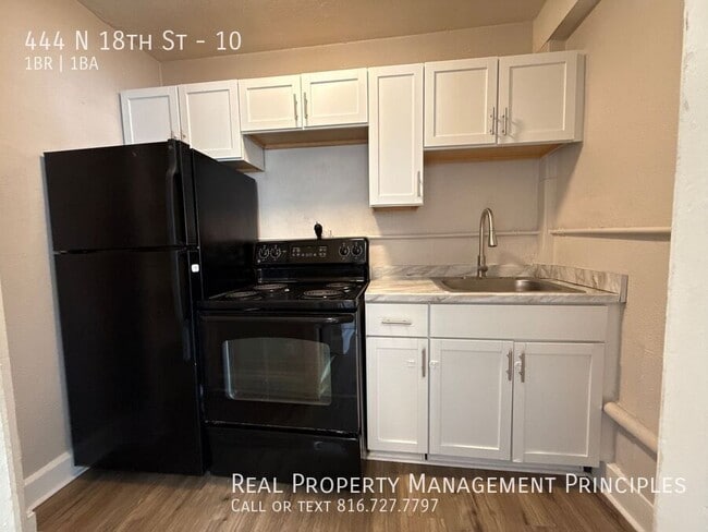 Building Photo - 444 N 18th St