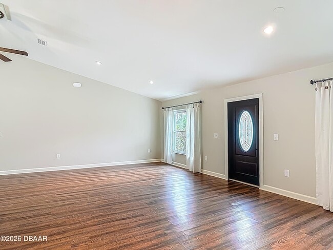 Building Photo - 14 Zollinger Pl