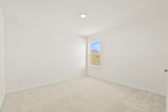Building Photo - 12403 Mountain Daisy Rd