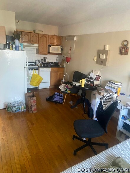 Building Photo - 1110 Commonwealth Ave