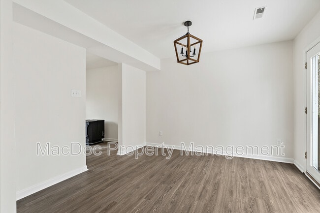 Building Photo - 38 Ocala Ln