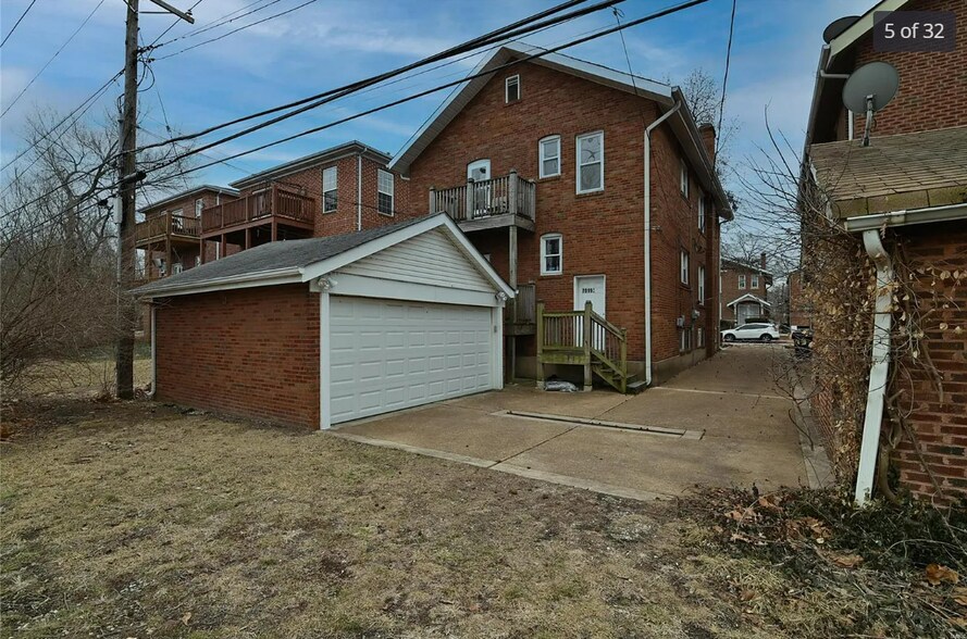 Building Photo - 7019 Dartmouth Ave