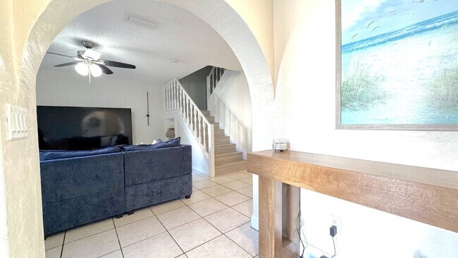 Building Photo - 910 Big Tree Rd