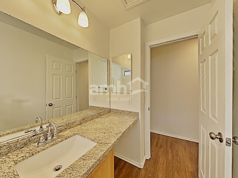 Building Photo - 9624 Allison Ranch Ave