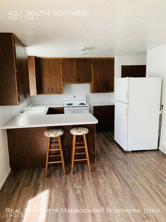 Building Photo - 2 Bedroom 1 Bath Brigham Duplex.