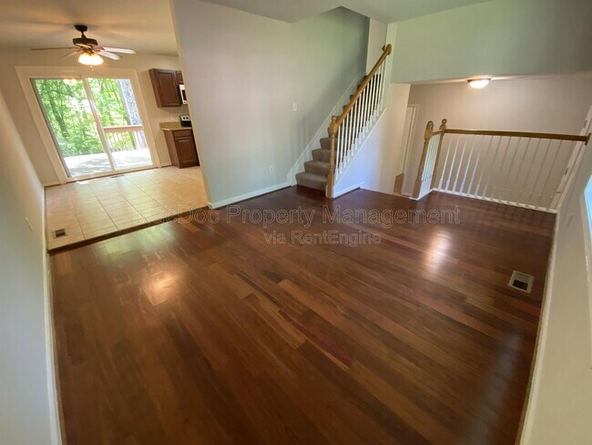 Building Photo - 6022 Battlefield Green Dr