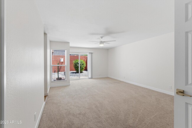 Building Photo - 7308 E Berridge Ln