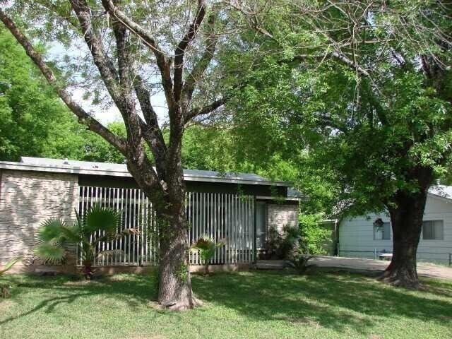 Building Photo - Home for lease in a Great Location!