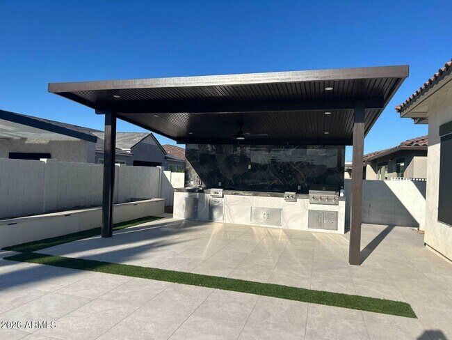 Building Photo - 1285 E Mead Dr