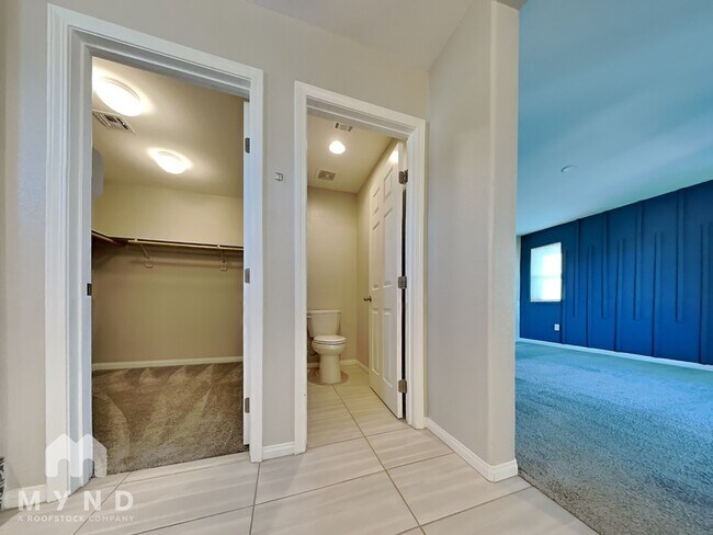 Building Photo - 5709 Justin Robert St