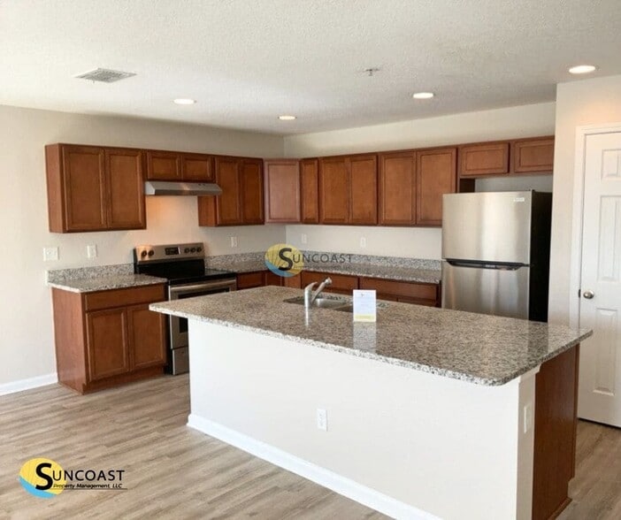 Building Photo - 9127 Western Way