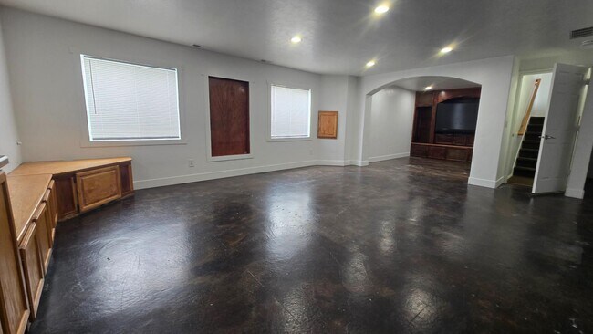 Building Photo - 6911 Hunter Dawn Way