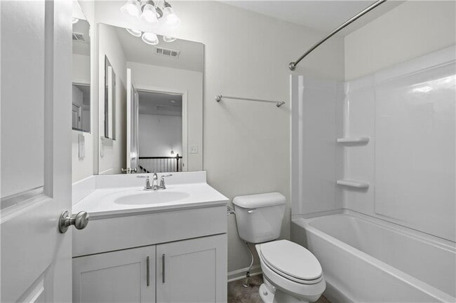 Building Photo - 5038 Longview Walk