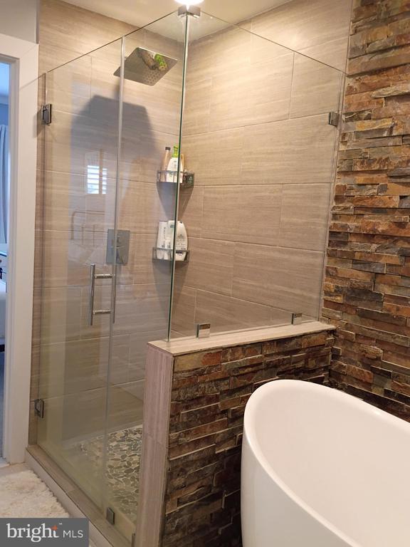 Building Photo - 3113 Sundrops Ct