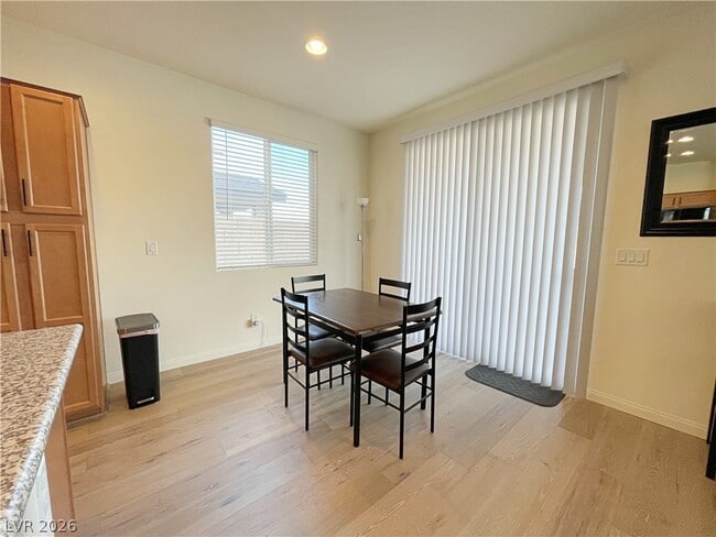 Building Photo - 8520 Little Fox St