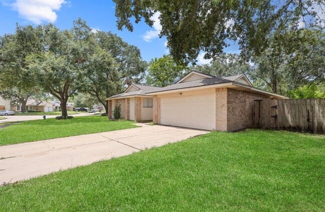 Building Photo - 16854 Blend Stone