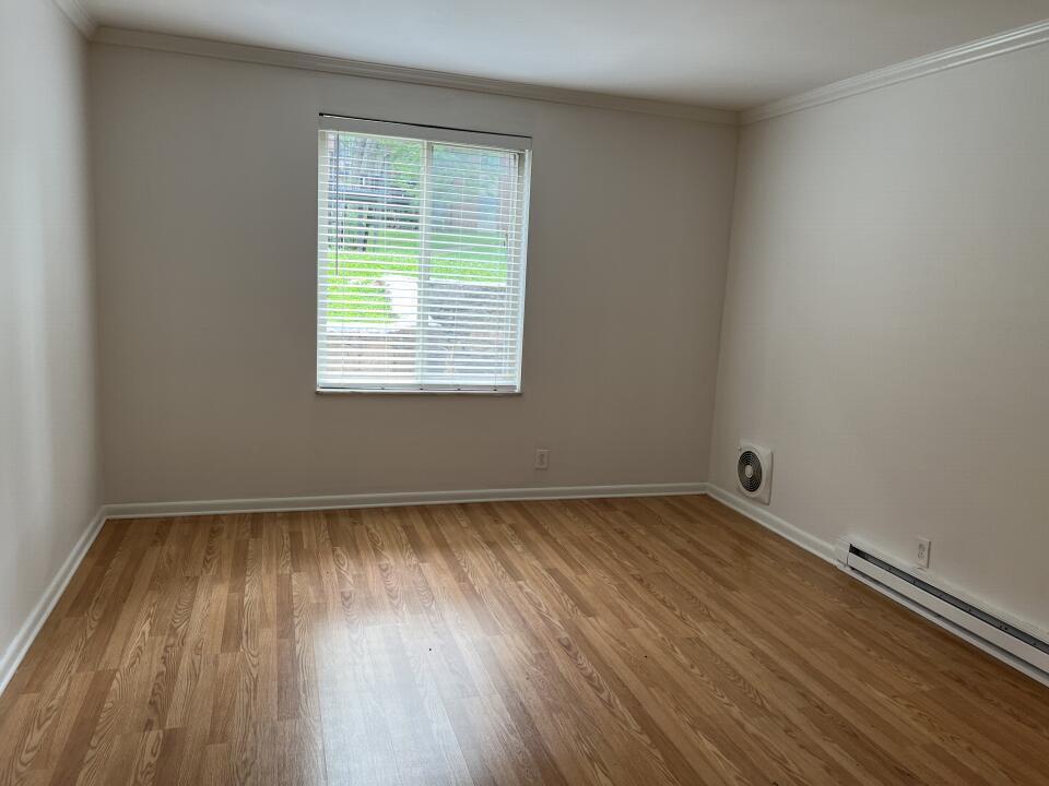 Building Photo - 2601 Hillsboro Pike