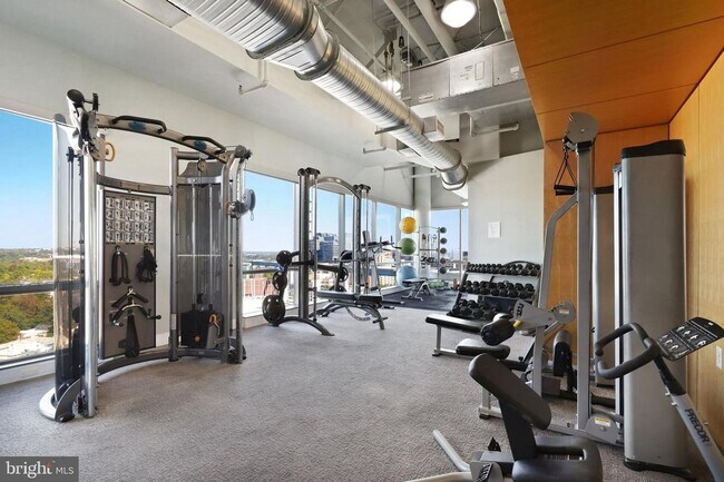 Building Photo - 2bed/1bath at The Odyssey with Garage Park...