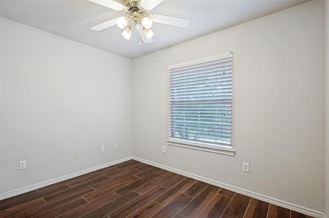 Building Photo - 1156 Bent Oaks Dr
