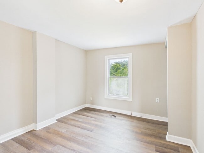 Building Photo - 529 Harrison St
