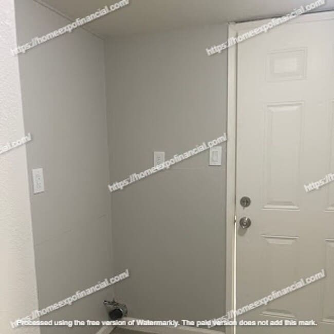 Building Photo - Nice Home For Rent