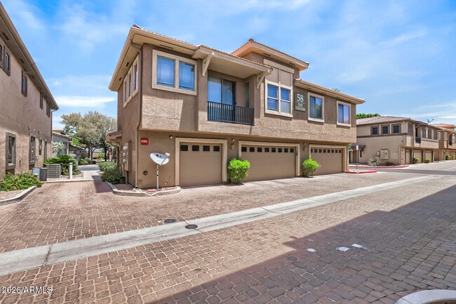Building Photo - 1225 N 36th St