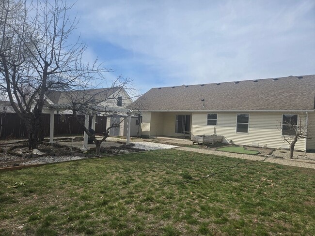 Building Photo - Spacious 3-Bedroom Home with Large Lot, Greenhouse & Bonus Room – The Landings