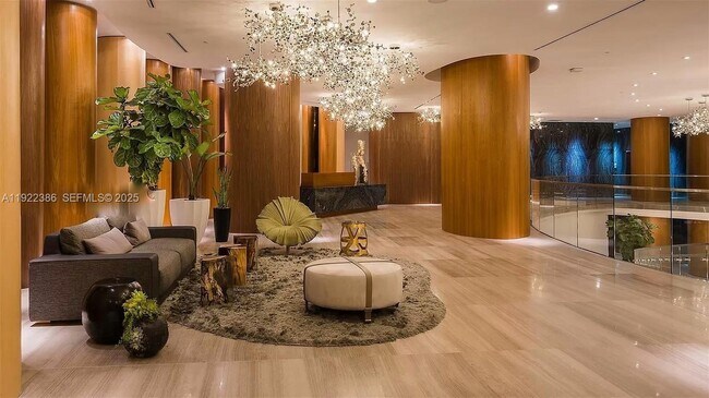 Building Photo - 488 NE 18th St