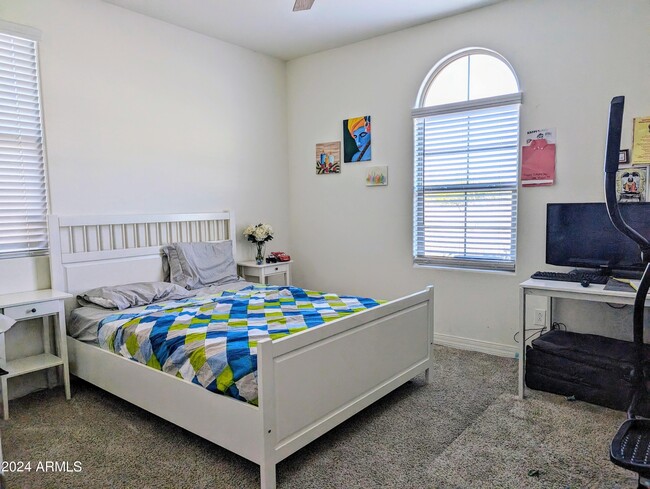 Building Photo - 9799 W Cashman Dr
