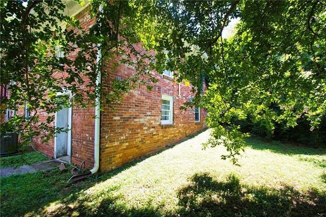 Building Photo - 1835 Lawrenceville Hwy