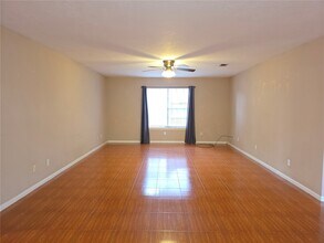 Building Photo - 414 Texas St