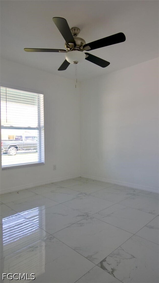 Building Photo - 3433 Jeffcott St
