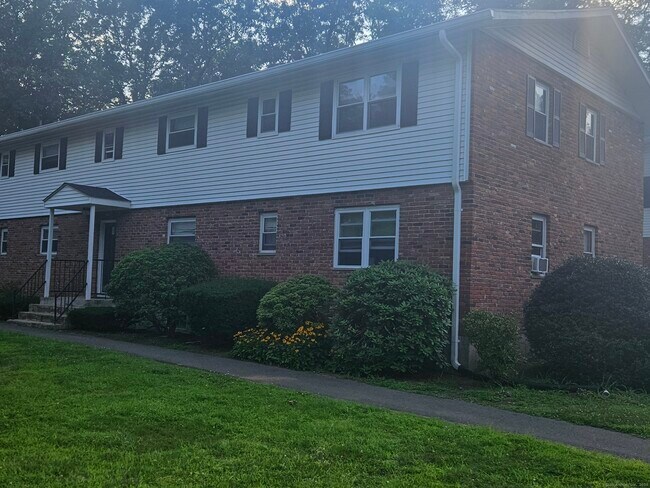 Primary Photo - 482 Oak Ave