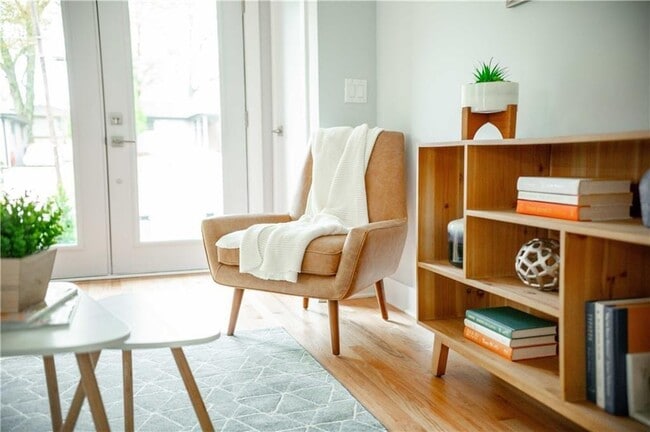 Building Photo - 259 Mellrich Ave NE