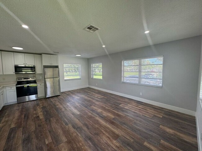 Interior Photo - Edgewood Apartments LLC