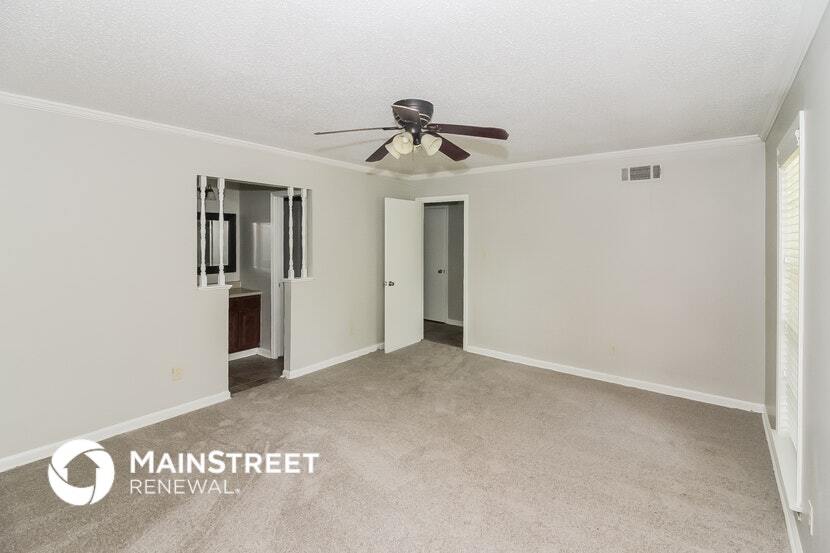 Building Photo - 6986 Oakland Chase