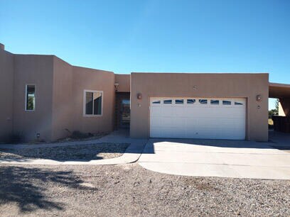 Building Photo - 5 Ocotillo Way