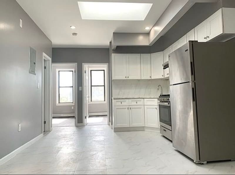 Building Photo - 93-38 43rd Ave