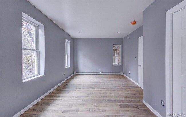 Building Photo - 93 S Lander St