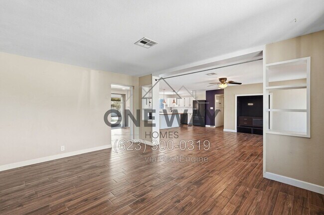 Building Photo - 1239 W Elna Rae St