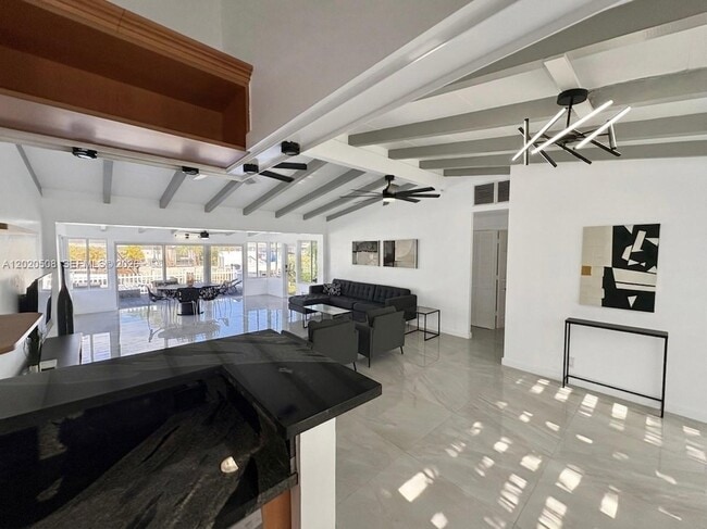 Building Photo - 2430 Key Largo Ln