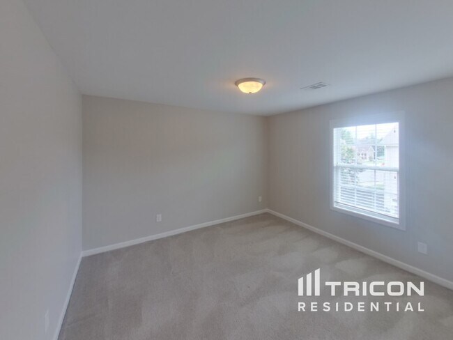 Building Photo - 4103 Effie Seward Dr