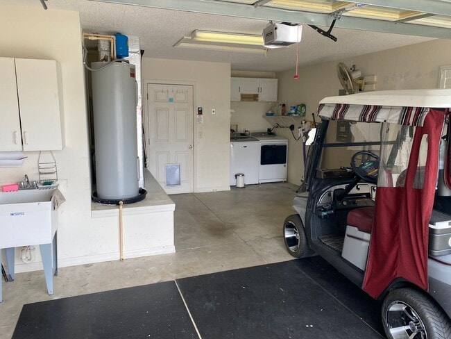 Building Photo - SEASONAL RENTAL or ANNUAL LEASE in The Village of Duval 2 Beds, 2 Bath + den home, Pets OK.